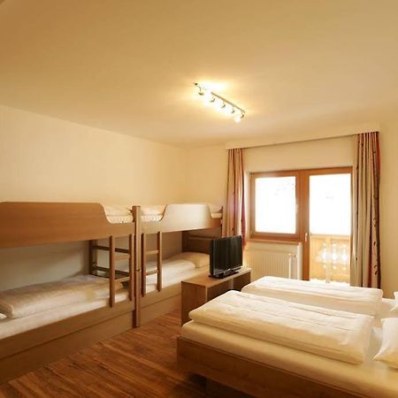 Familien & Wohlfuhlhotel Johanneshof Saalbach Exterior foto